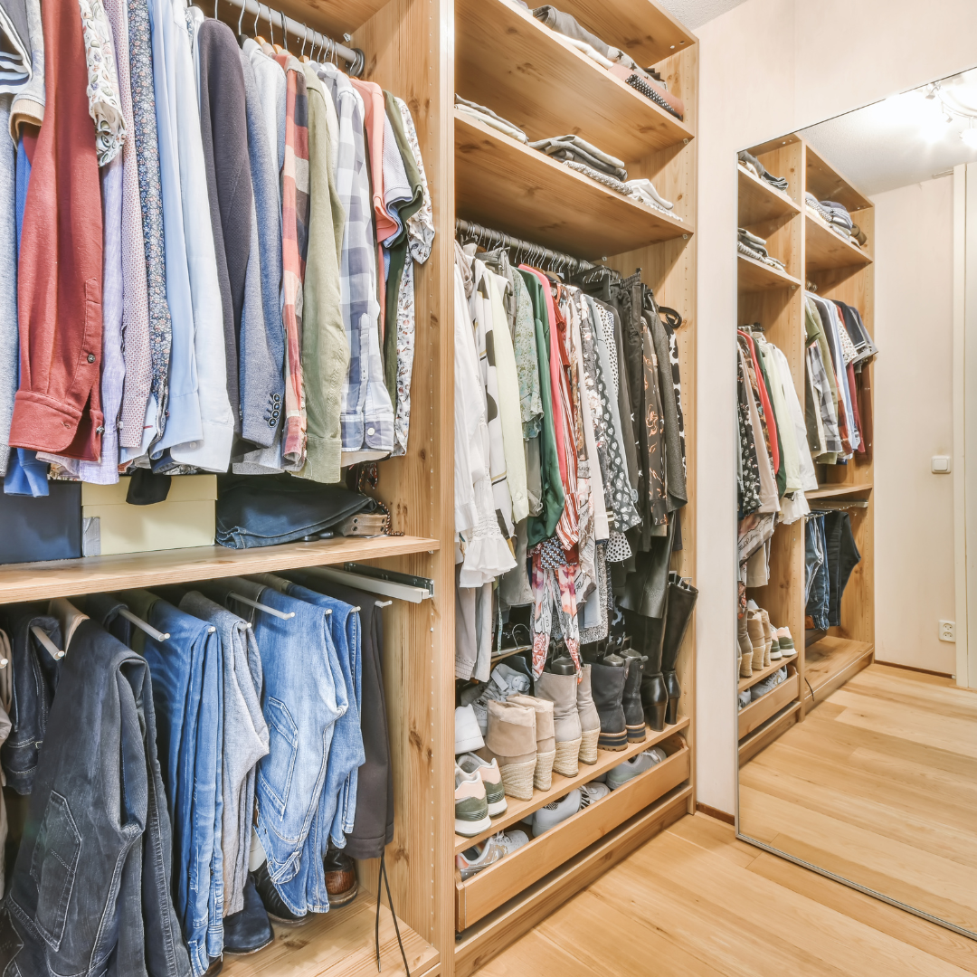 Tri & Organisation du Dressing – Centre Esthétique Caramel
